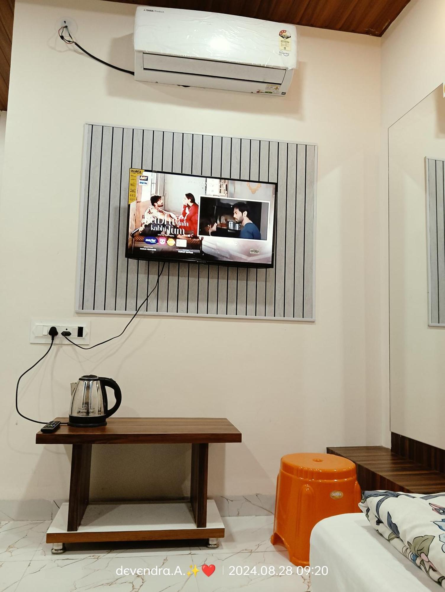 Hotel Ganga Sagar 우자인 외부 사진